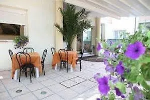 Otel Aldebaran Garni 3*